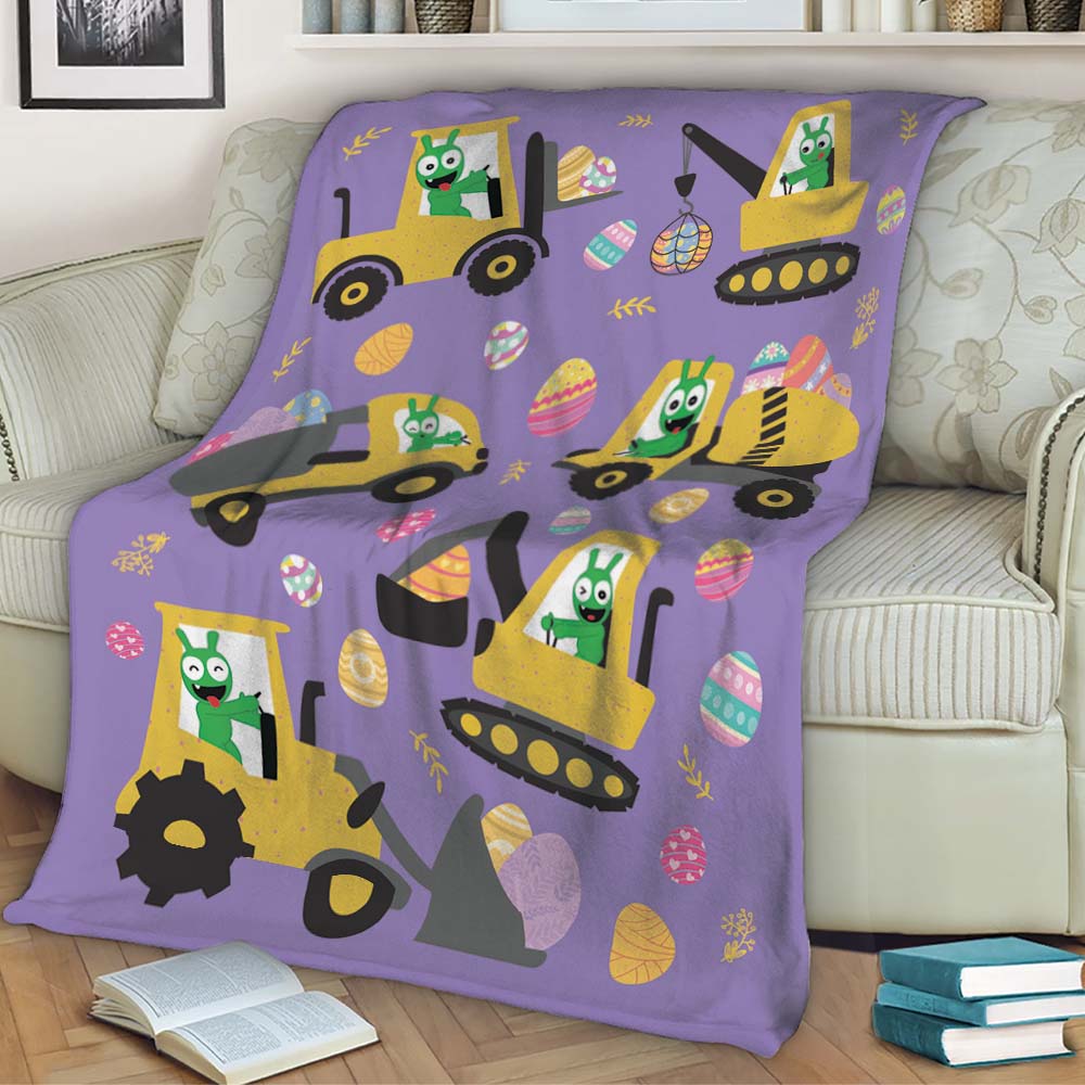 Pea Pea Drives Construction Vehicles And Sweeps Easter Day Fleece Blanket